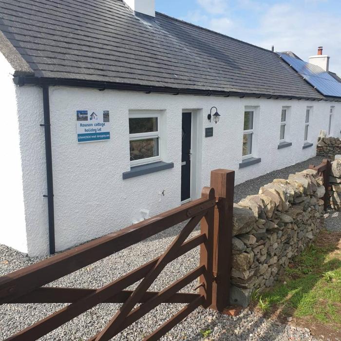 RAWSON COTTAGE LOVELY 2 BEDROOM SEMI RURAL