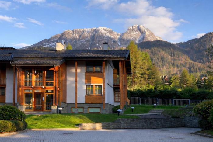 Apartament pod Reglami z widokiem na Giewont oraz ogródkiem