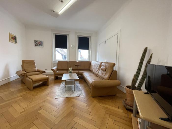 Geräumige 160 qm Wohnung für 9-11 Personen in der Stadtmitte