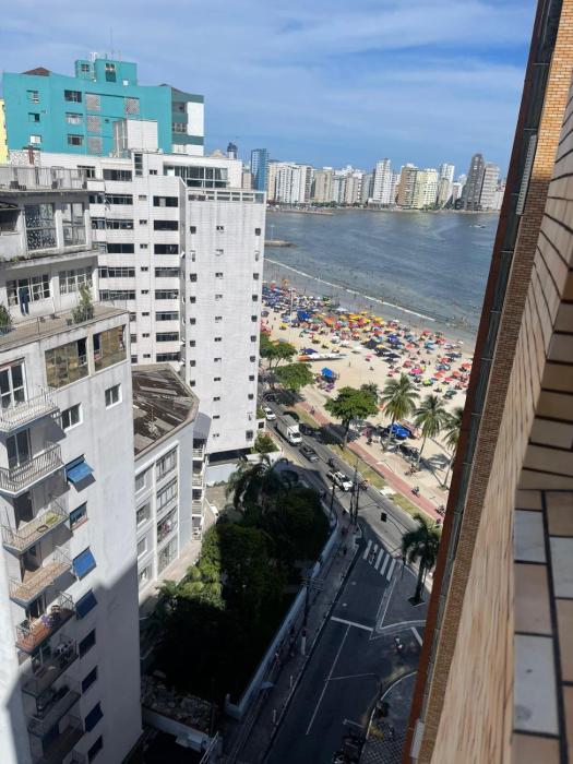 Apartamento em frente à Praia Gonzaguinha