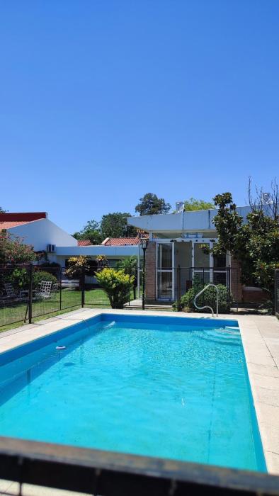 Departamento grande con pileta hasta 10 personas
