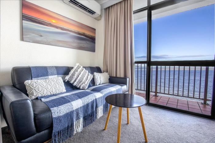 Top Floor Amazing Ocean Views larger Corner Suite Studio WiFi Foxtel Privately Managed U 1312 Aquarius 75 the Strand