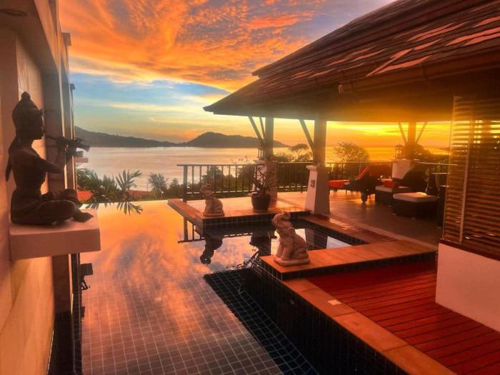 Stunning Sea & Sunset Views Villa over Patong Bay