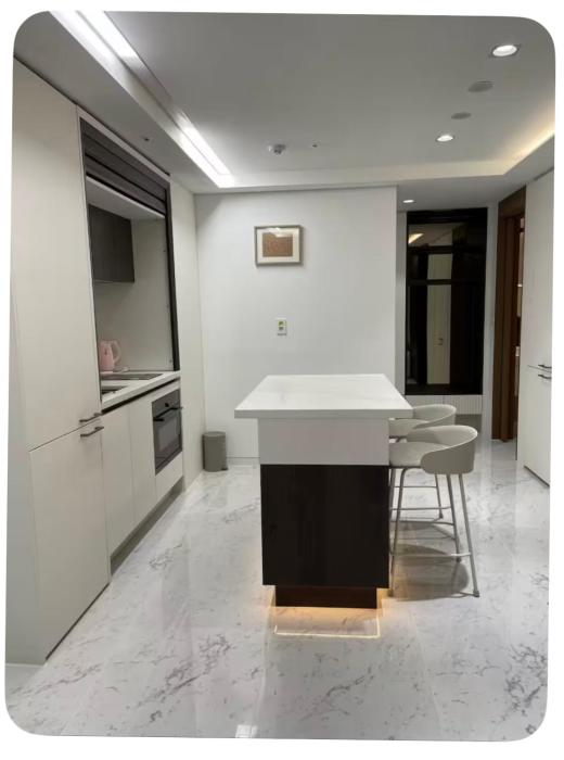 6th Seochogangnam fully-loaded high-end residence