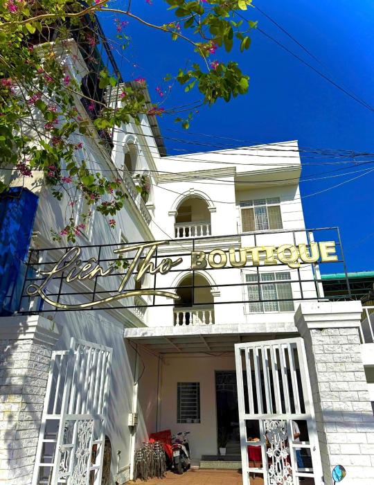 Liên Tho Boutique