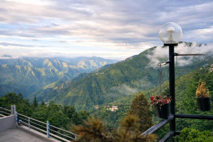 HOTEL THE KAFAL H0MESTAY Near Mall Road - Hygiene and Spacious Room - Free Wifi and Parking Facilities - Restaurant - Room Service - Best Family HomeStay In Mussoorie