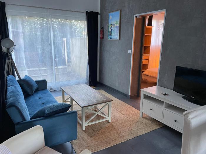 Independent appartement and private garden