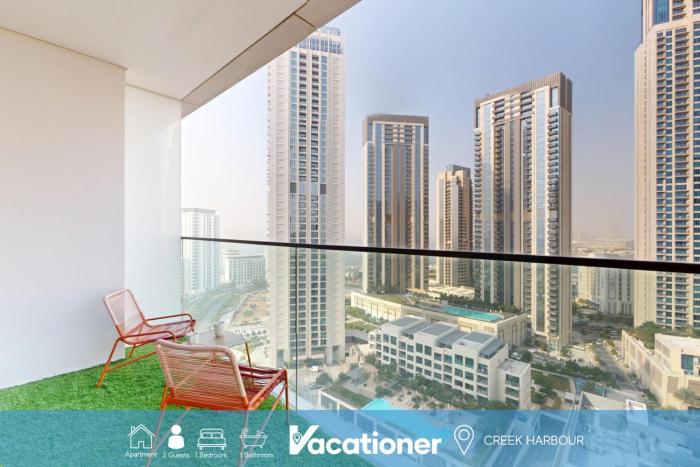 Vacationer Holiday Homes l 1 Bedroom in Creek Harbour l Skyline Views