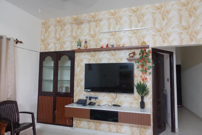 Thiruveesar Family Retreat near Airport