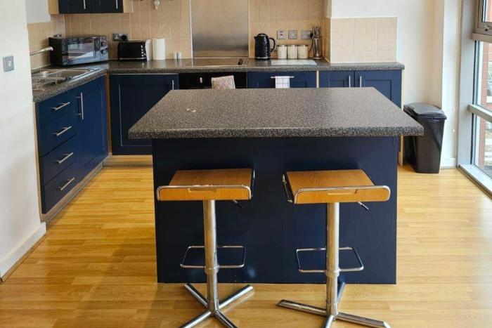 Apartment - Free Parking & Near Hospital