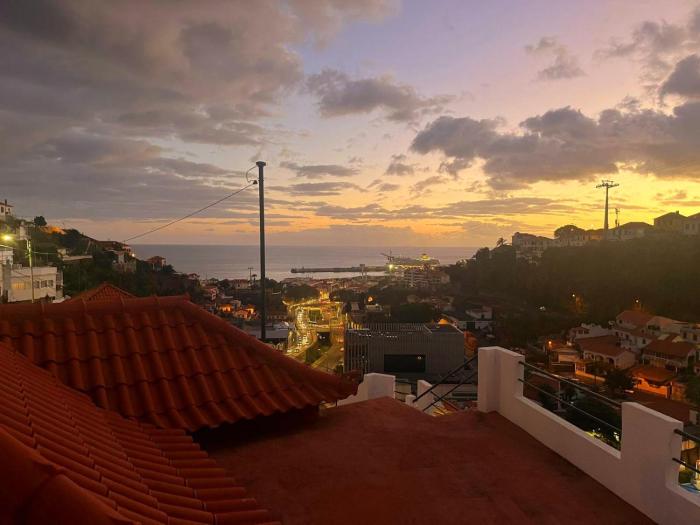 Funchal Pink Hostel