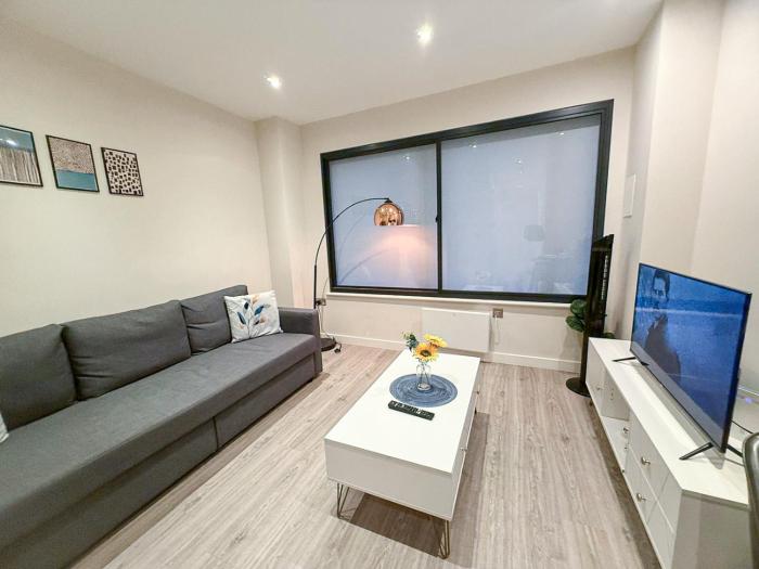Promo Rate - Elephant & Castle 1BDR Flat near London Bridge, Borough Market & The Shard by NourNest Apartments