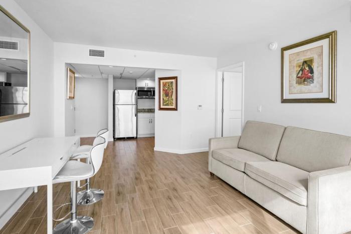 Stylish Cozy Apartment in Fort Myers