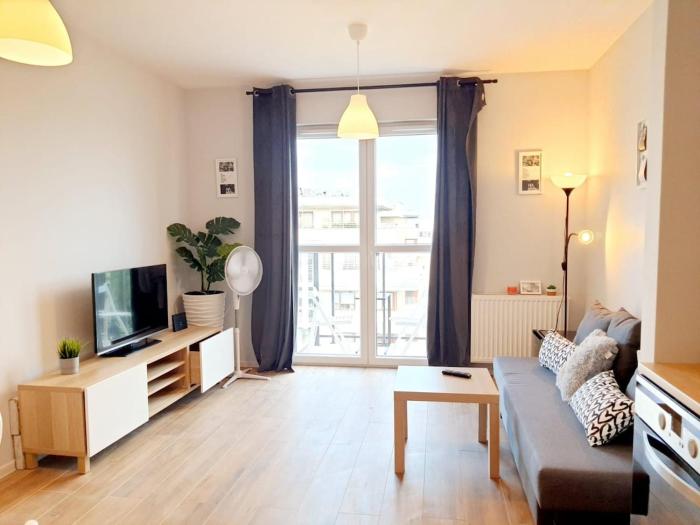 Modern studio on Wrocławska with balcony