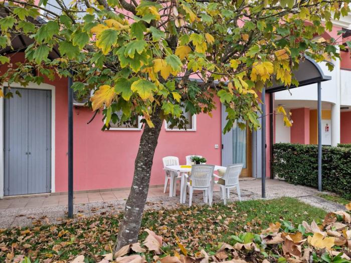 Comfy flat in a newly built holiday village