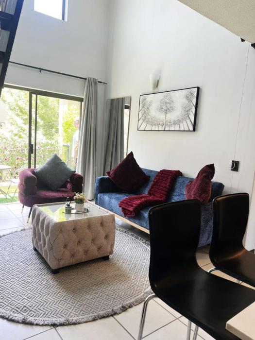 Zalari Luxe Loft B, Nature 1-Bed Loft, Paulshof, Sandton