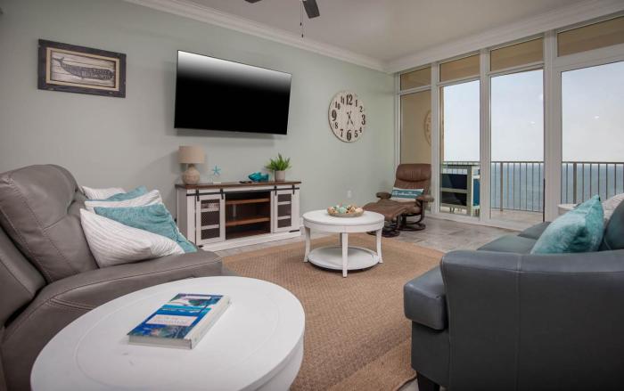 Phoenix Gulf Towers 1602
