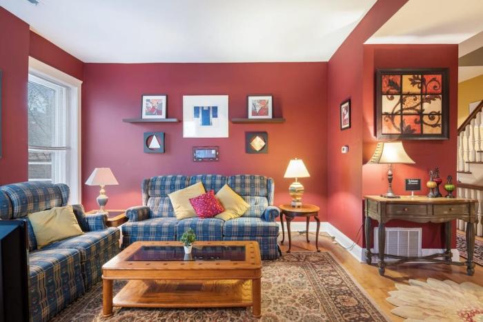 Vibrant Home: Historic Charm Perfect Location
