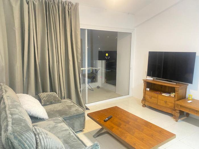 BESTbeachNEWLYrenovatesPOOLSgatedREGINAgardens1