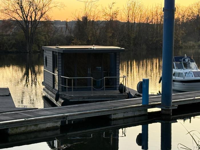 Hausboot Luft & Liebe