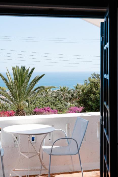 White Blue Villa formerly ippocampi