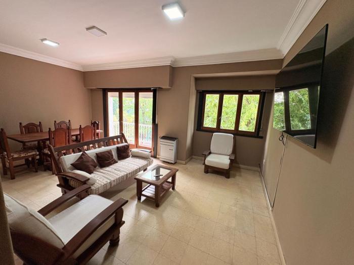 Depto miramar a dos cuadras del mar