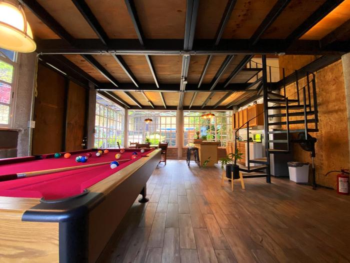 Casa Encino con alberca climatizada en Tepoztlán