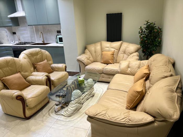 Beautiful new entire flat in amazing condition