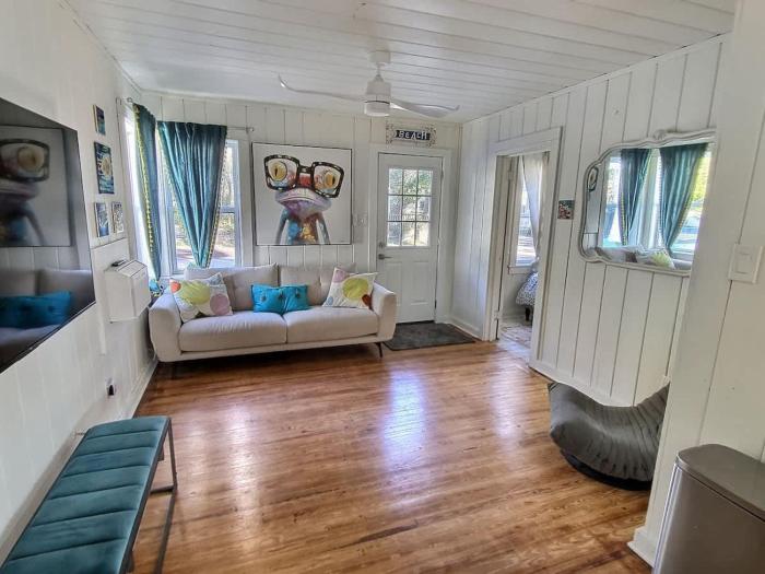 St Augustine Island, King Bed, Beach Living