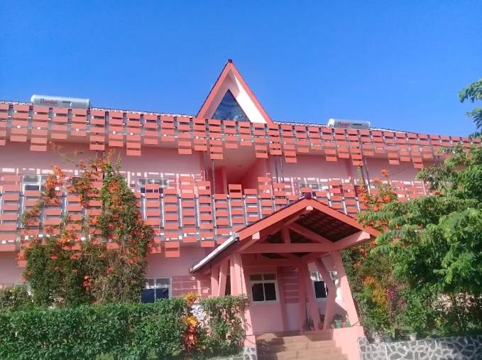 Tulip Guest House & Cafe