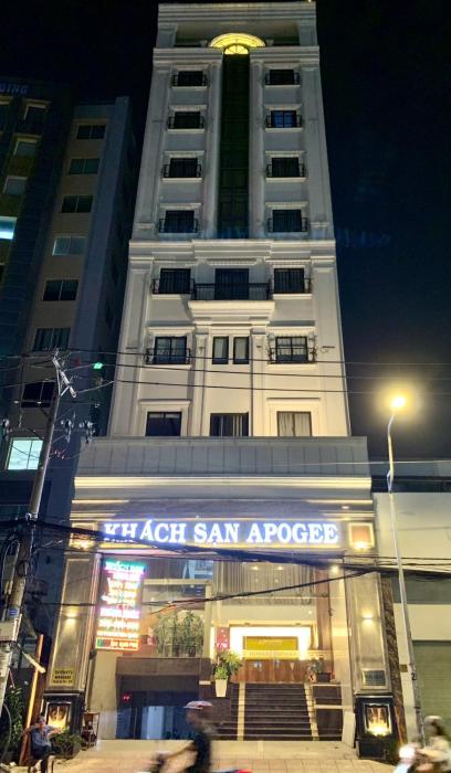 Apogee Hotel