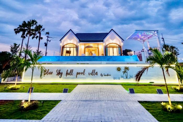Blue Sky Hill Pool Villa