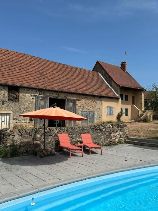 Gîte famille avec piscine en Bourgogne