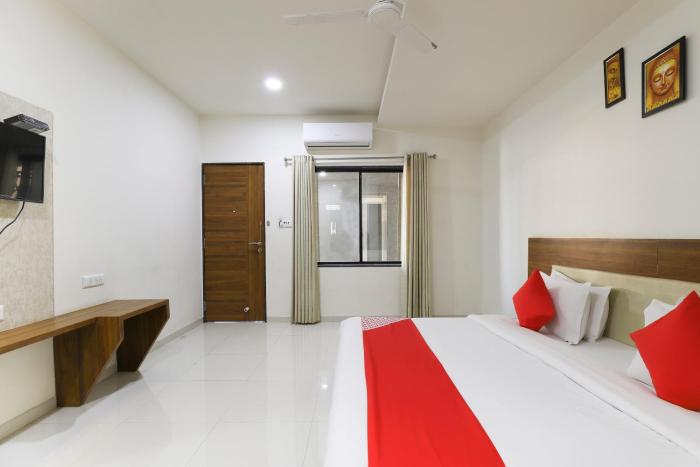 Hotel O Navasari Bus Terminal Formerly Jay Shankar