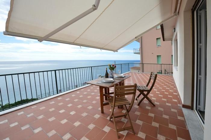 Bergeggi casa al care in Liguria