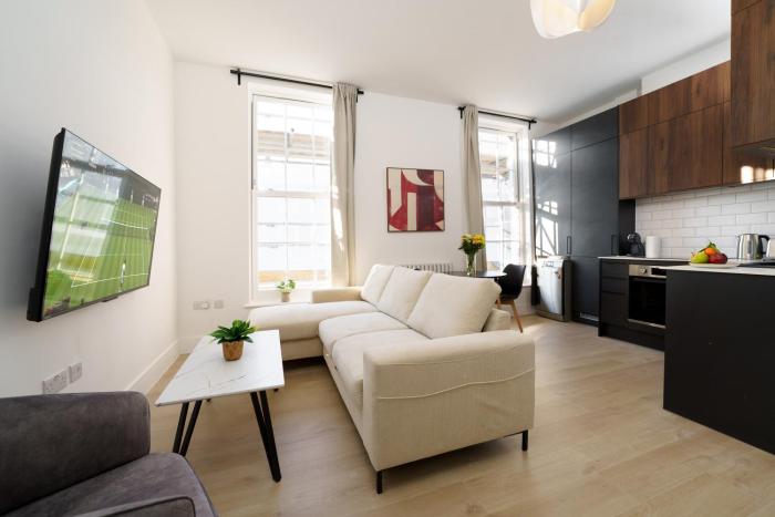 Gorgeous fully furnished 1-Bed apartment with ensuite bathroom close to Camden Town & Emirates Stadium