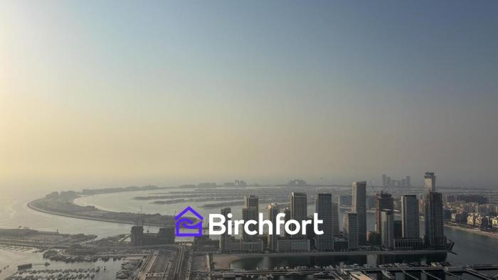 Luxury 4 Bedroom Home with Iconic Palm Views