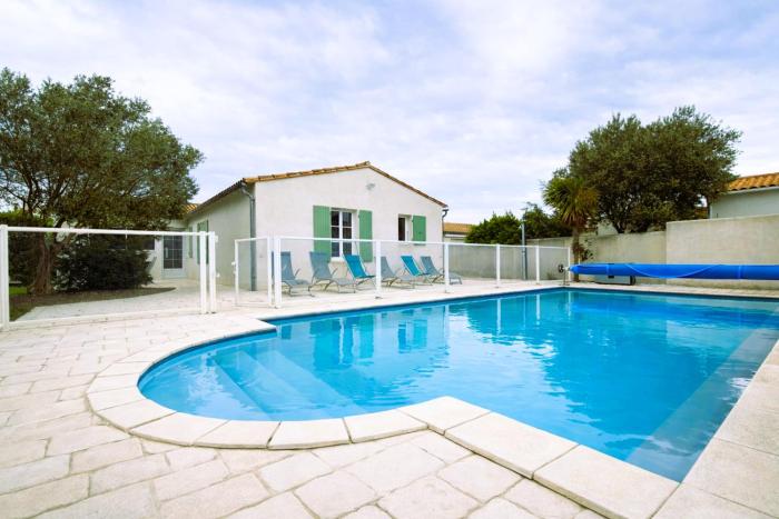 "MORANDE" grande maison avec Piscine Chauffée