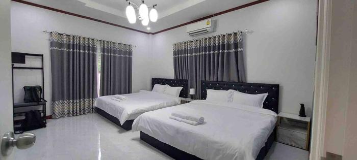 The Natphop pool villa Meeting Pool Villa