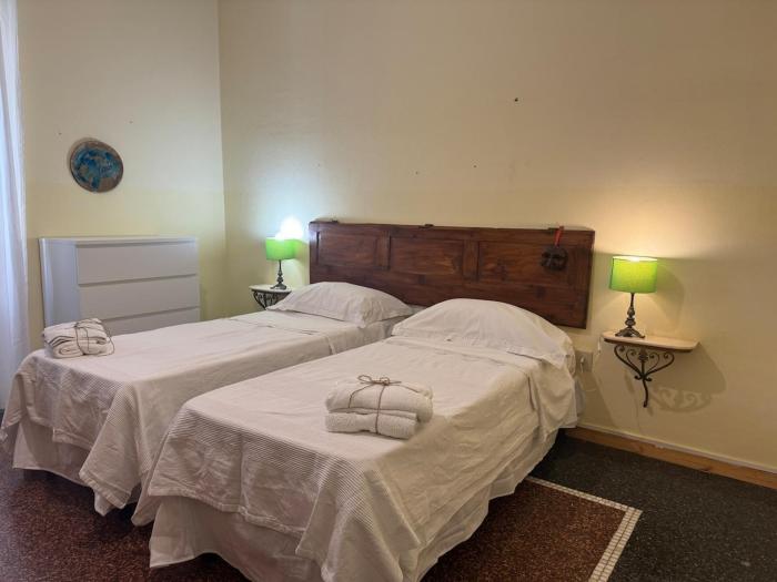 Delpinos House, Castelletto Genova