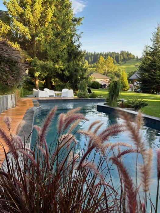 Apartamenty Kornaje - Szczawnica Jaworki - komfortowe apartamenty, basen, sauna, duży ogród, blisko szlaków i stoku narciarskiego