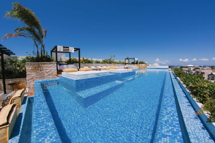 The City Condos by Menesse