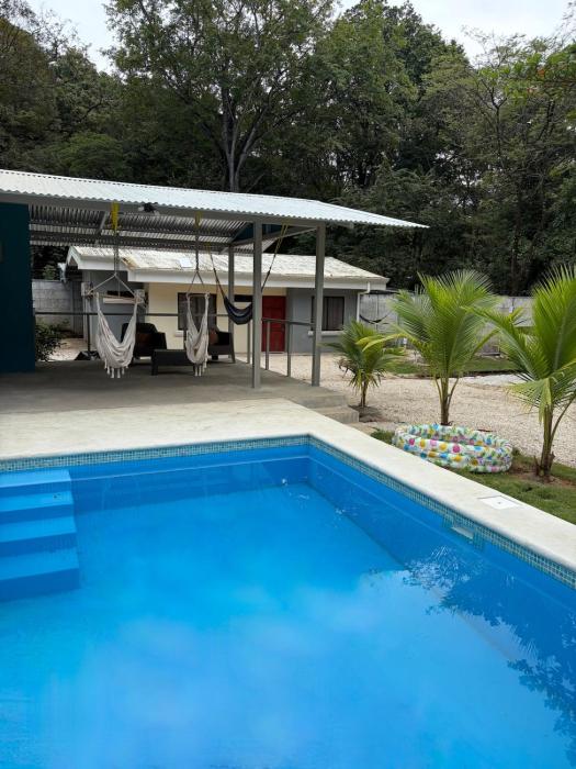 Private House with Pool 10 min from Playa Sámara