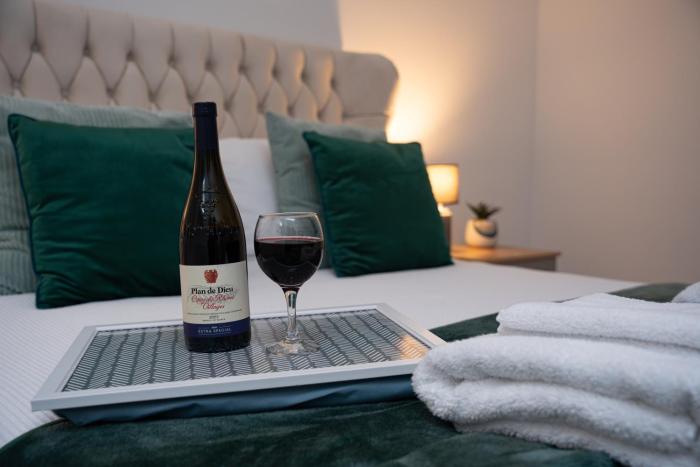 Spacious, Well-Equipped Apartment With Parking