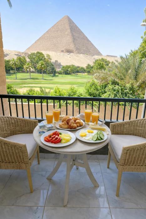 Glamour Pyramids BoutiQue Hotel