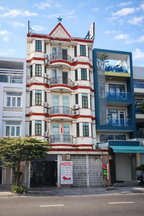 Sứ Lạng Hotel