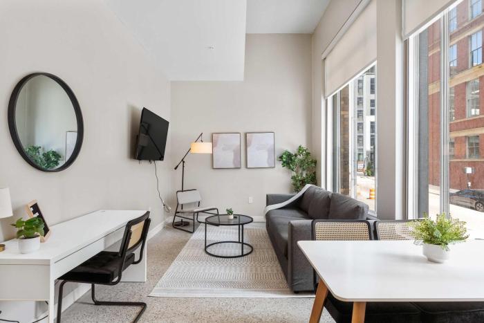 TWO Spacious CozySuites OTR Downtown #23