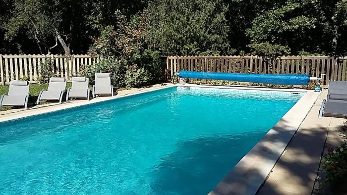 Maison individuelle au calme avec piscine