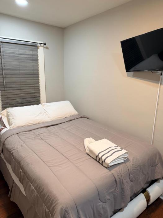 Mt Washington Gem! 2BR, Close to Everything, Private Parking