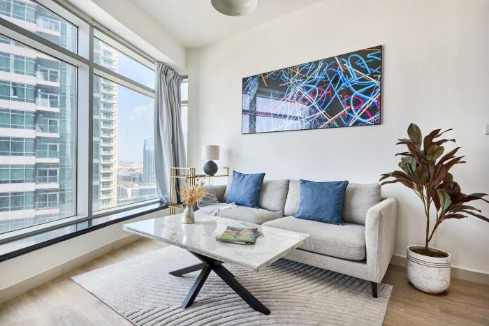 Frank Porter - Loft Tower West